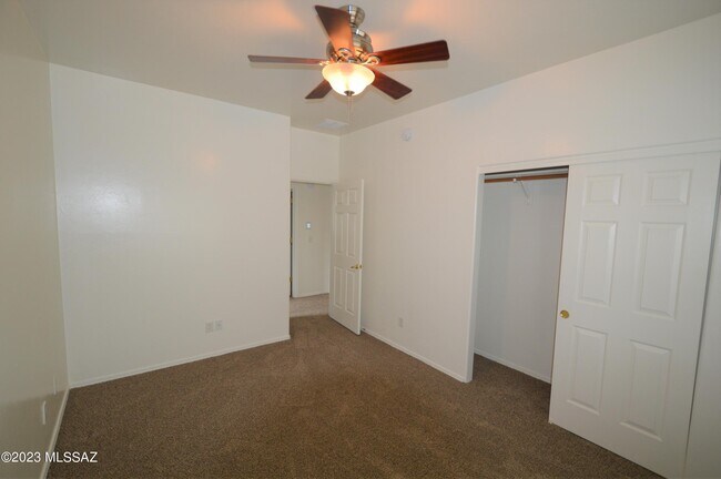 Building Photo - 312 E Calle CERITA