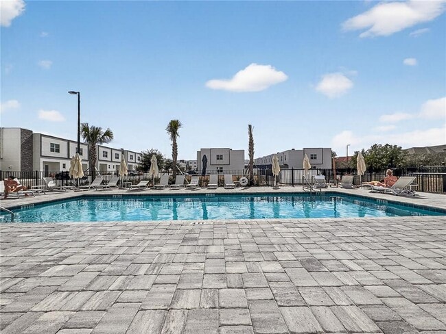 Building Photo - 367 Famagusta Dr