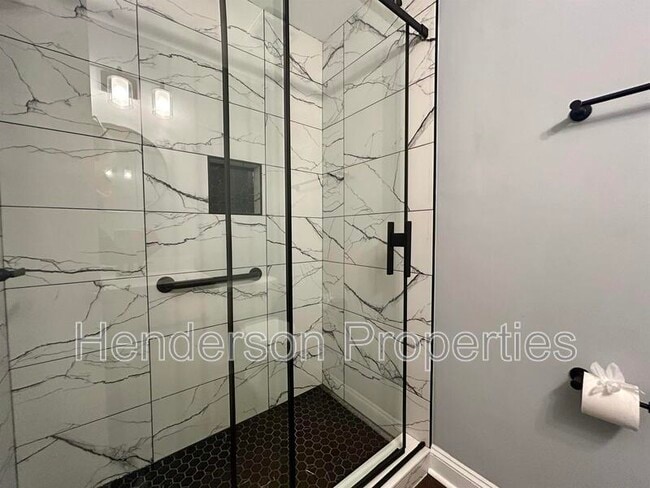 Building Photo - 6125 Meadow Rose Ln