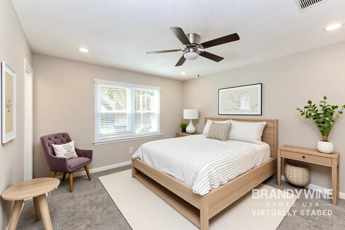 Building Photo - 100 Crawford Cir