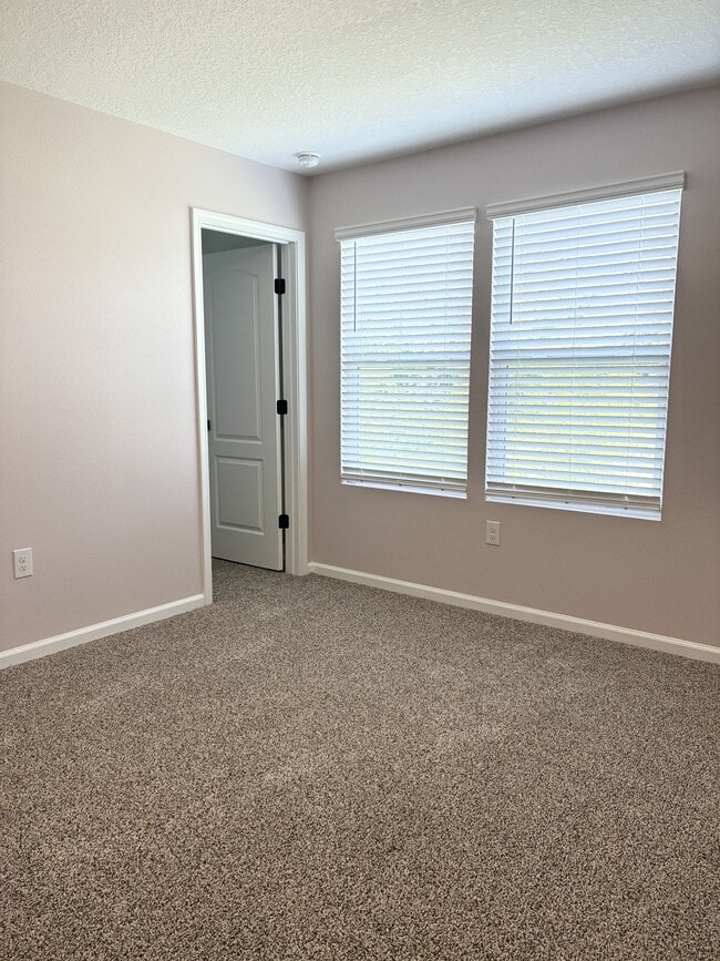 Building Photo - 5983 Ortega Lk Dr