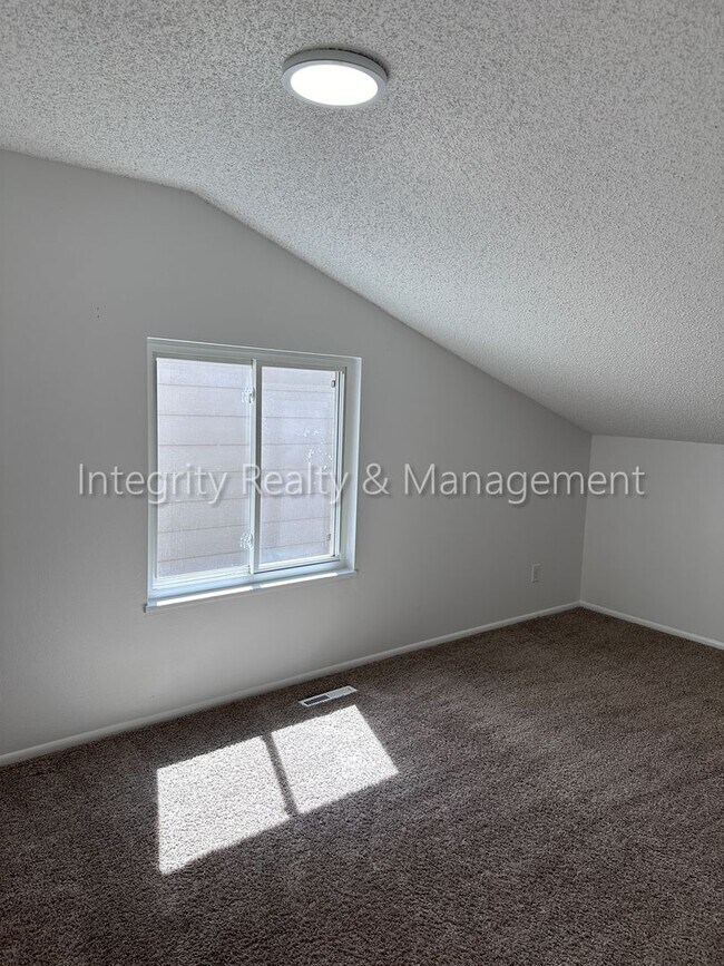 Building Photo - 3860 S Atchison Way