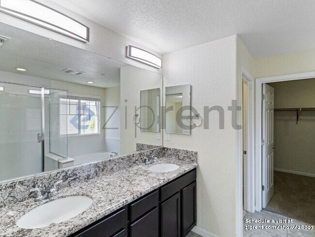 Building Photo - 181 Bonner Dr