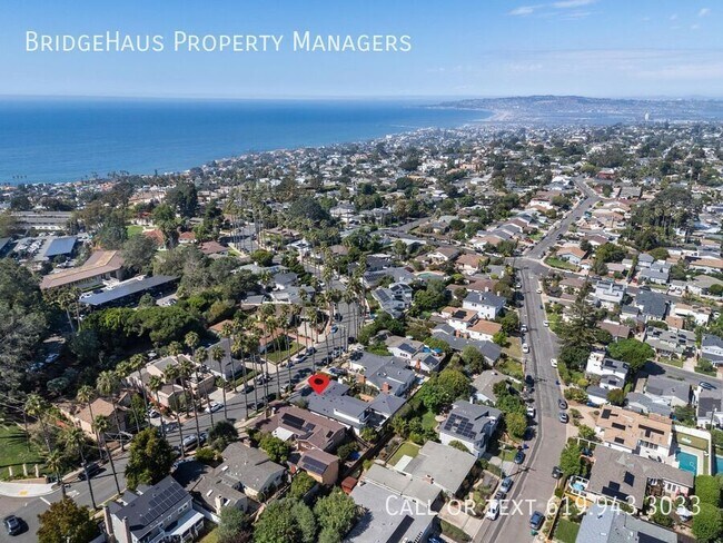 Building Photo - 821 Moana Dr