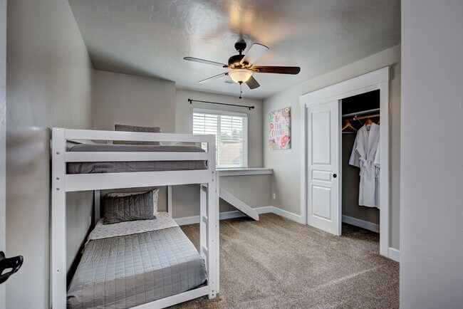 Building Photo - Beautiful Home in the Heart of Eagle