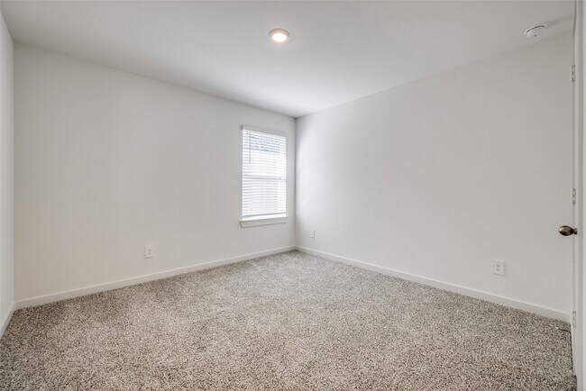 Building Photo - 30606 Windermere Peaks Ln