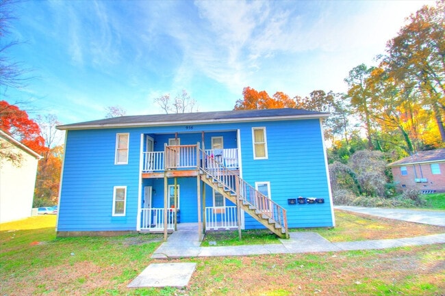 Building Photo - 916 Fiske St