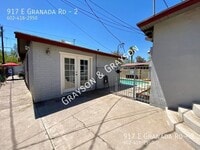 Building Photo - 917 E Granada Rd