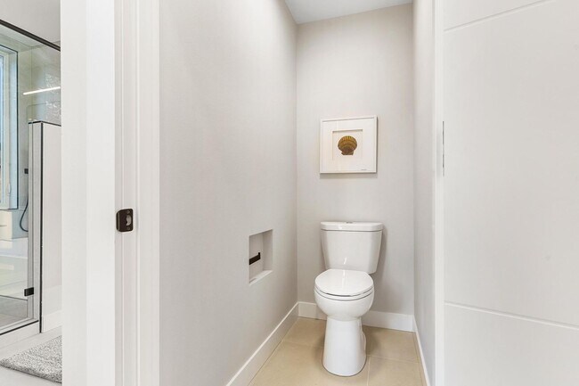 Building Photo - 3 Bed 2.5 Bath Seattle Home! Beautiful Brand New Construction!