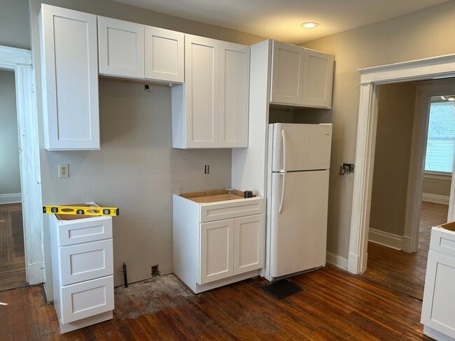 Building Photo - 3926 Floral Ave