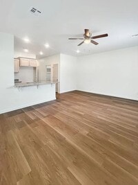 Building Photo - Modern 3-Bedroom Duplex Unit in Lawton