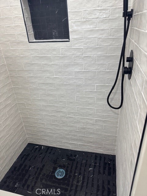 Building Photo - 20533 Eastwood Ave