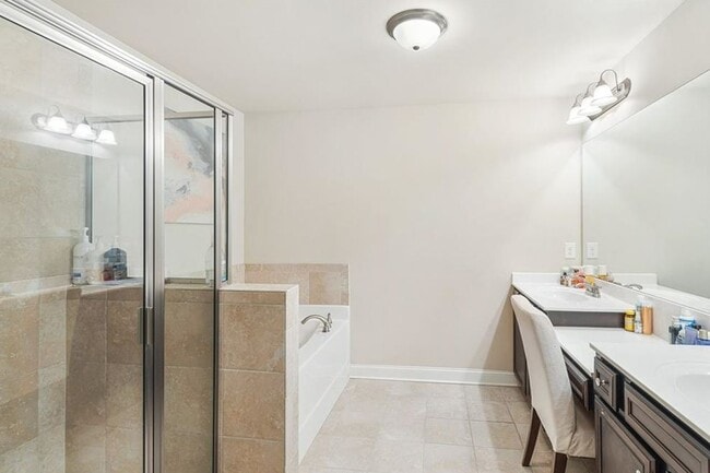 Building Photo - 309 Braemore Mill Dr