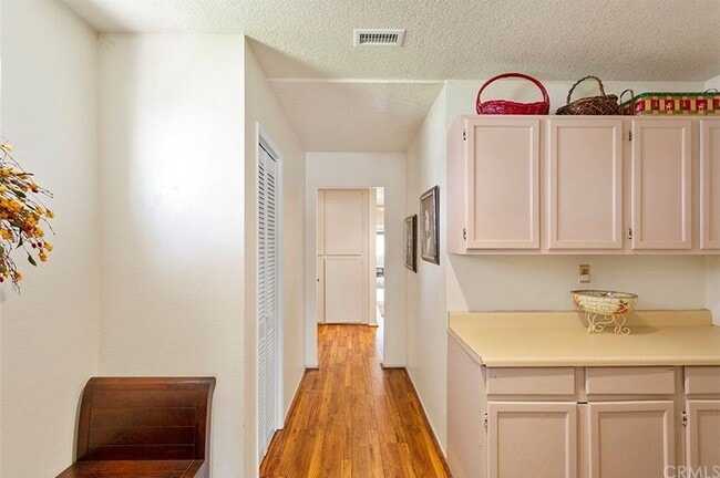 Building Photo - 13562 Vellanto Way