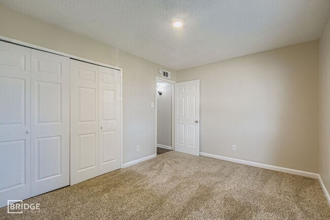 Building Photo - 9117 Fairmont Cir