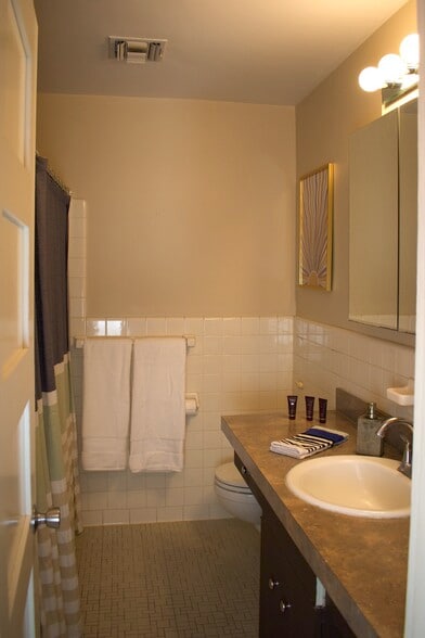 Bathroom - 1229 NW 40th Ter