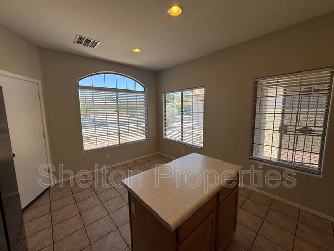 Building Photo - 12913 W Corrine Dr