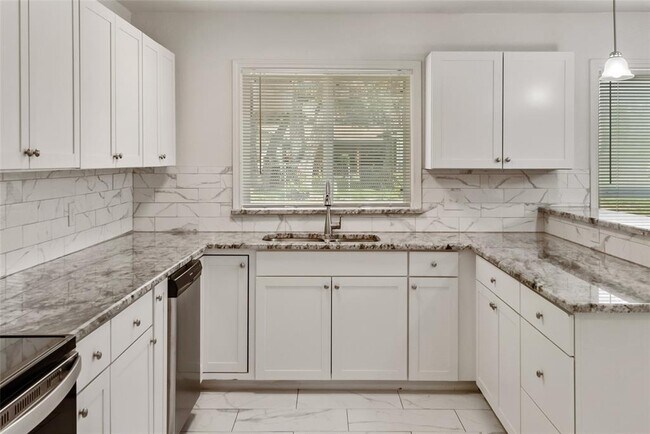 Building Photo - 933 Keith Pumphrey Dr