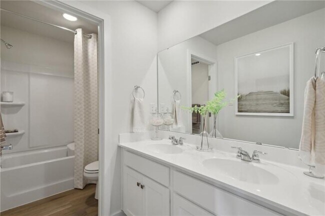 Building Photo - Luxury 4-Bedroom Townhome with Finished Walkout Basement & River Views