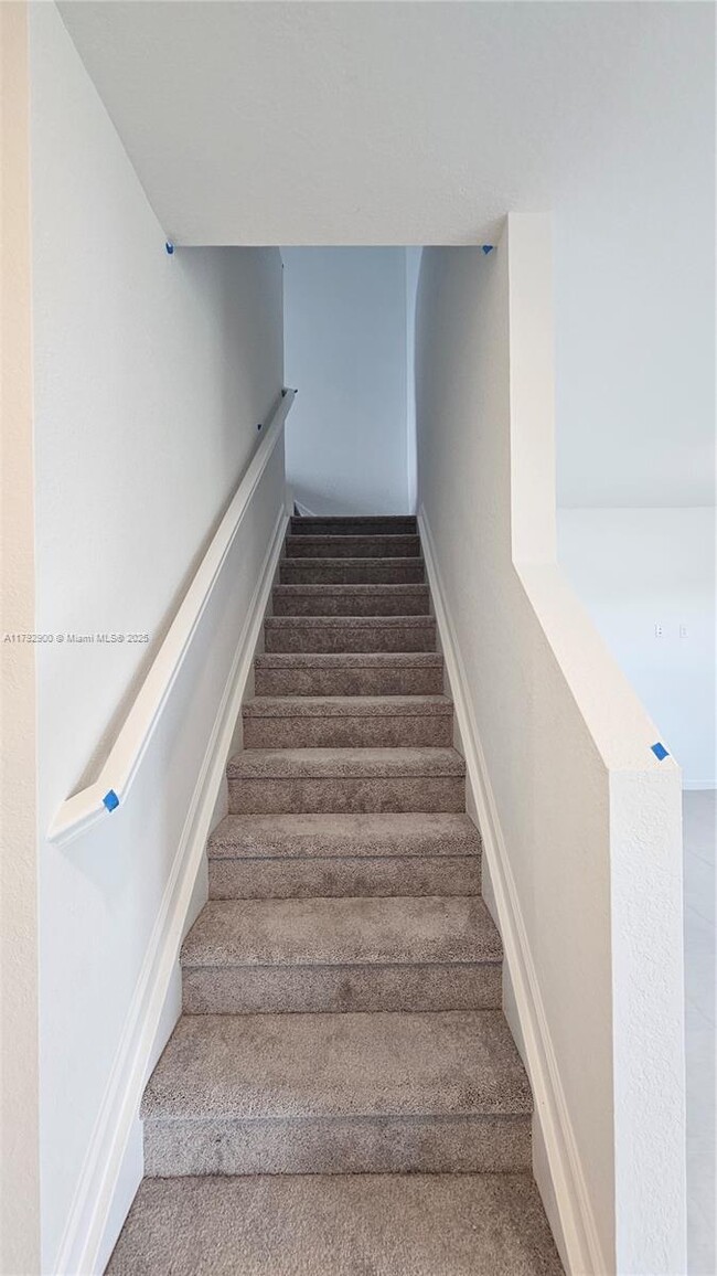 Building Photo - 5986 Pickering Dr