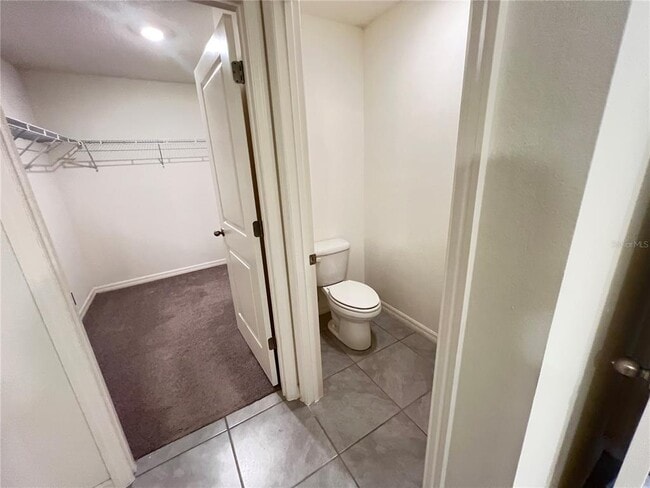 Building Photo - 586 W Twisted Oaks Dr