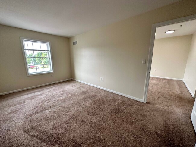 Building Photo - 20 Sentinel Court