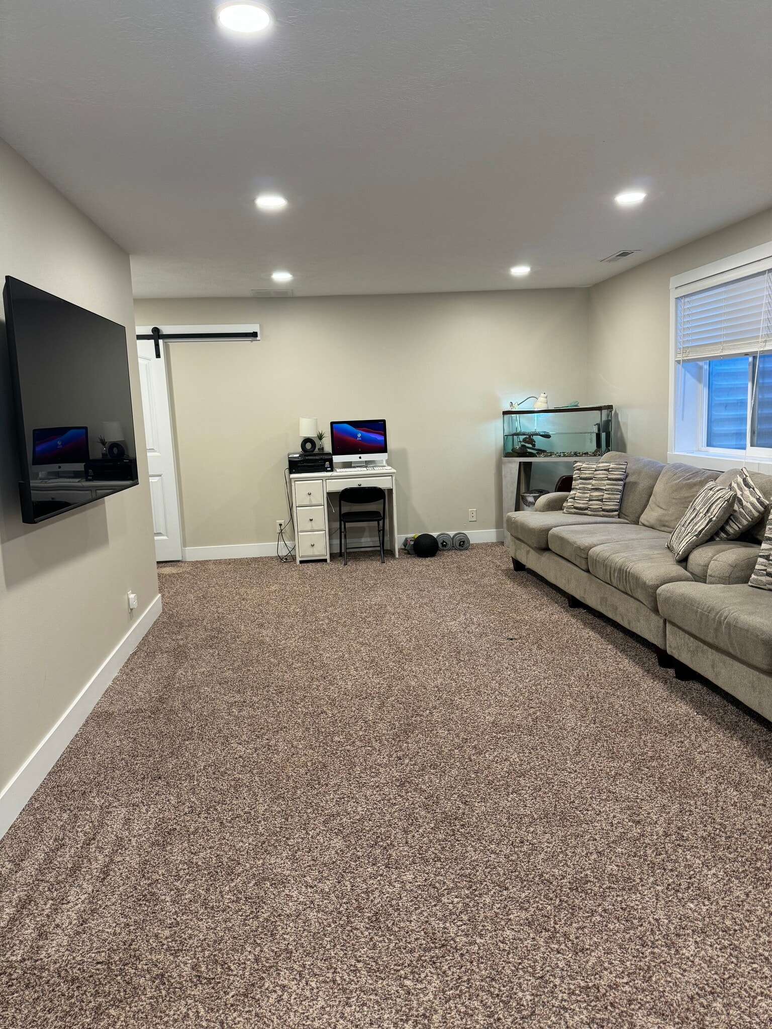 Building Photo - 1775 Brookview Dr