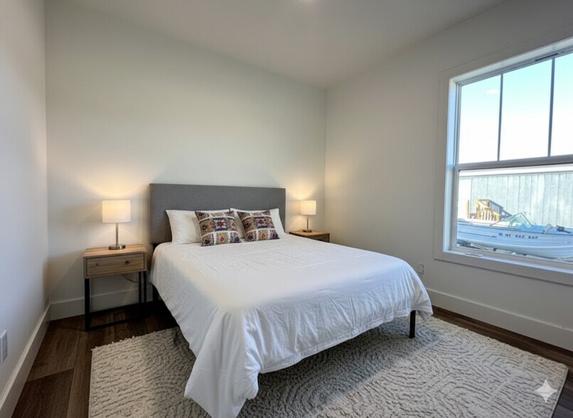 Building Photo - 16 Lapin St