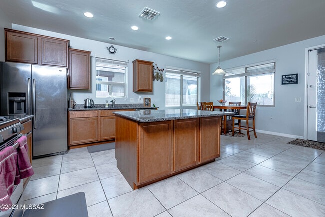 Building Photo - 8479 N Gaetano Loop