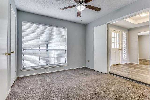 Building Photo - 209 W Schreiber St