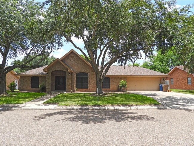 Primary Photo - 2301 Anacua Cir