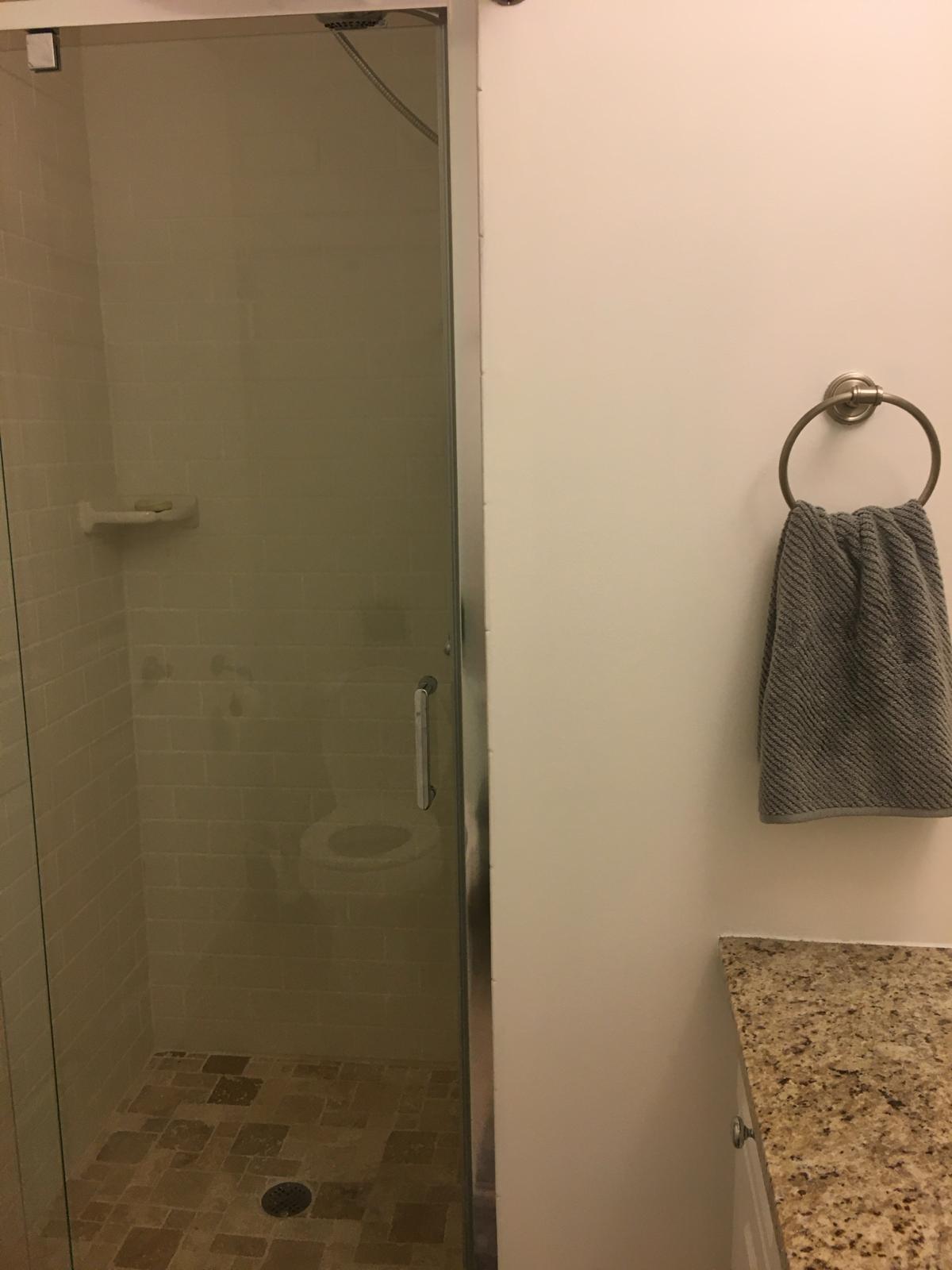 Master Bathroom - 5294 Brookemonte Cir