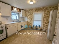 Building Photo - 3 Deeb St