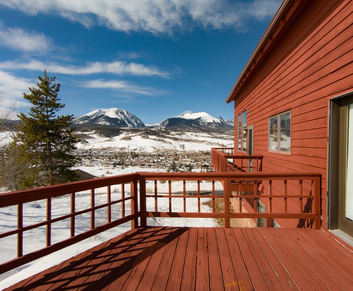 Building Photo - 1228 Palmers Dr