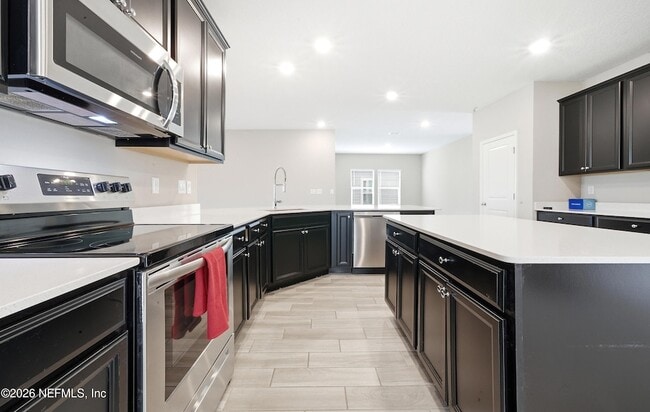 Building Photo - 2730 White Cedar Ln