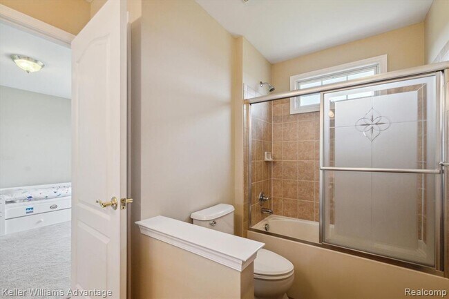 Building Photo - 24323 Bellingham Dr