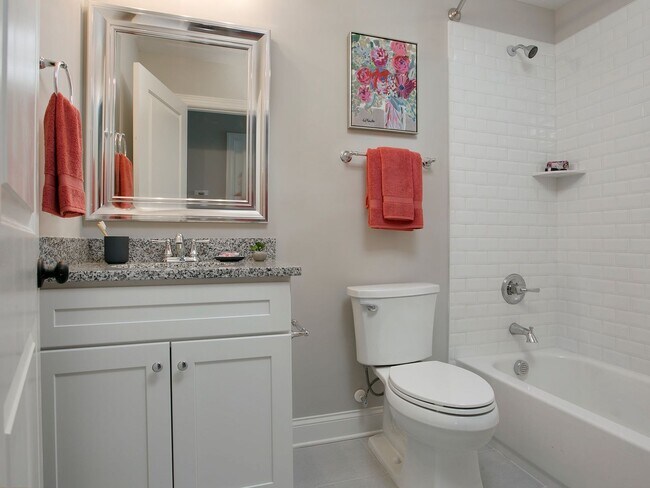 Building Photo - Available Now! Gorgeous 3 bedroom home close to downtown Durham!