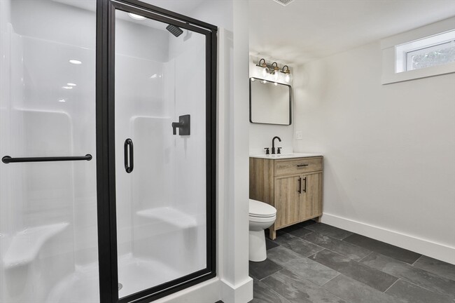 Building Photo - 7 Christopher St