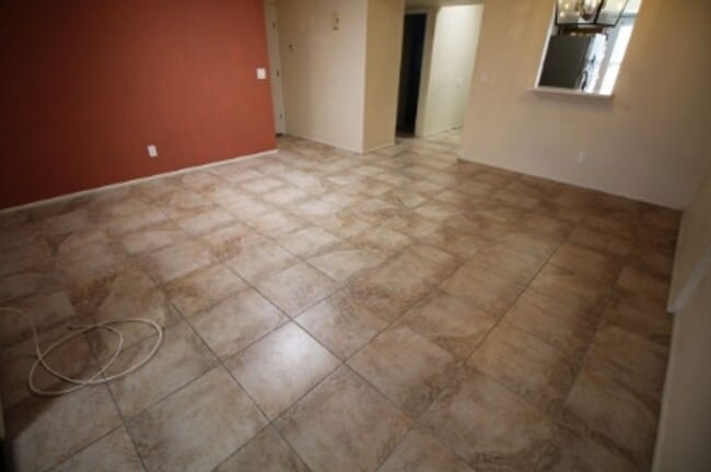 Building Photo - 2486 N Ironwood Ridge Dr