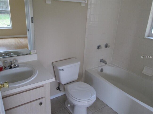Building Photo - 3/ 2 home in Minneola
