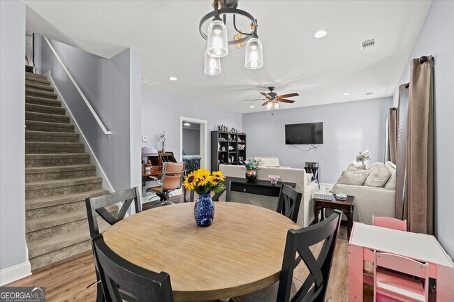 Building Photo - 141 Worthington Ln