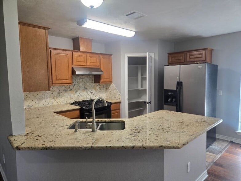 Building Photo - 3724 Dove Hollow Ln