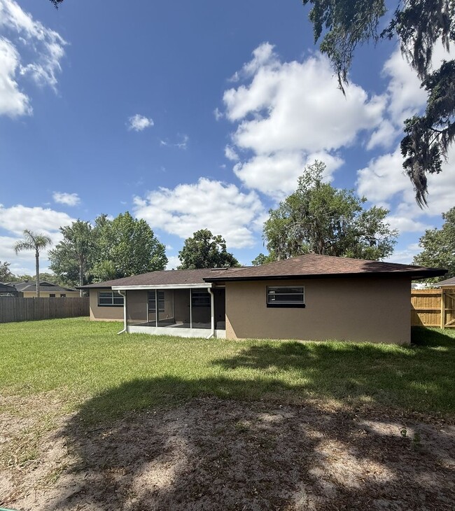 Building Photo - Remodeled Home in Longwood