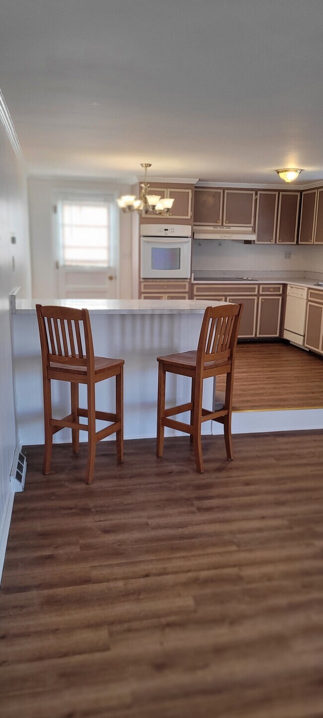 Building Photo - 3103 Wingate Ave