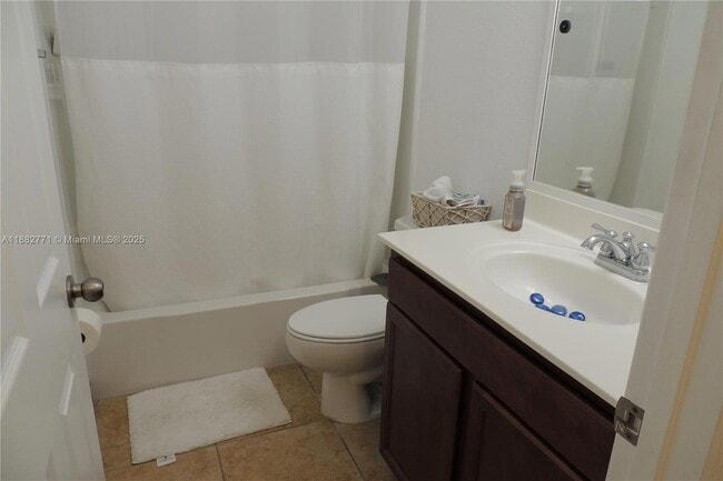 Building Photo - 8899 NW 107 Ct