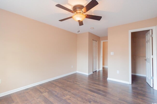 Building Photo - 3774 Hitchcock Way