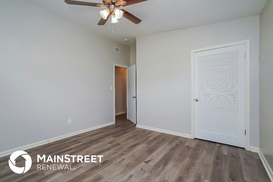 Building Photo - 1301 Wood Ave