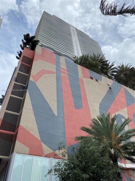 Building Photo - 50 Biscayne Blvd