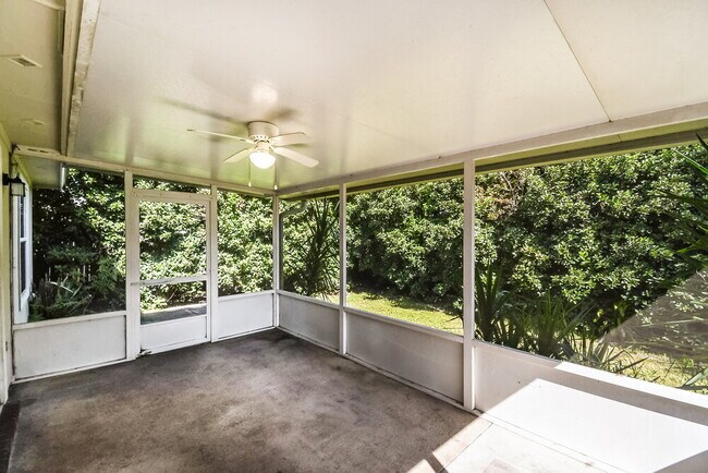 Building Photo - 12151 Silver Saddle Dr