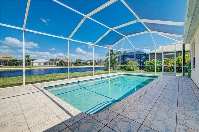 Building Photo - 5621 52nd Ave W